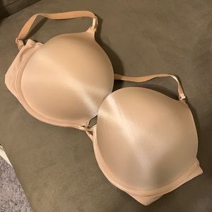 Victoria’s Secret Bombshell Plunge Push Up Bra